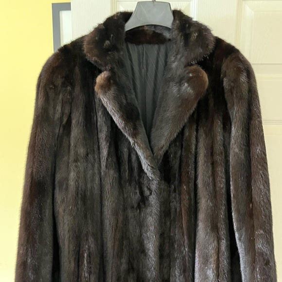 Women’s Vintage long mink coat - Picture 4 of 14